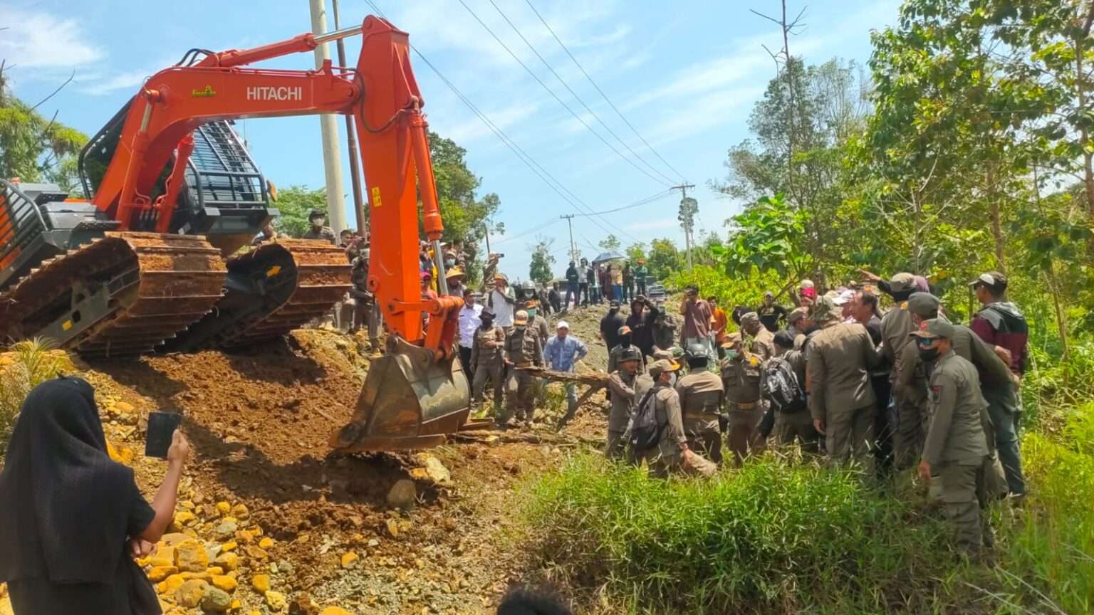 Penertiban Aset Pemda di Laoli Luwu Timur
